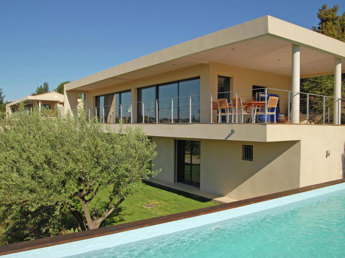 Upbeat Villa In Rochefort-Du-Gard With Private Pool الغرفة الصورة